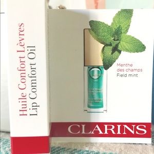 Clarins Instant Light Lip Comfort Oil. Field Mint